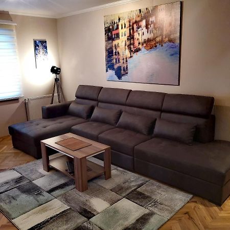 Apartman Villa Čačak Extérieur photo