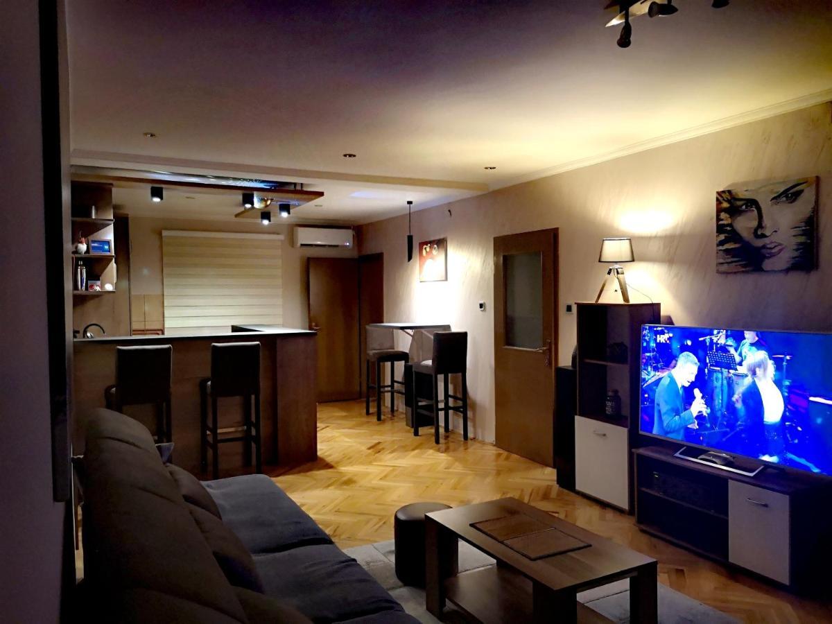 Apartman Villa Čačak Extérieur photo